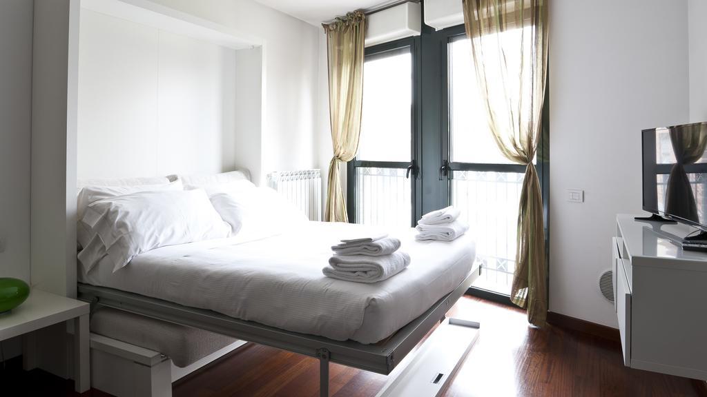 Italianway - Naviglio Pavese 20 Appartement Milaan Buitenkant foto